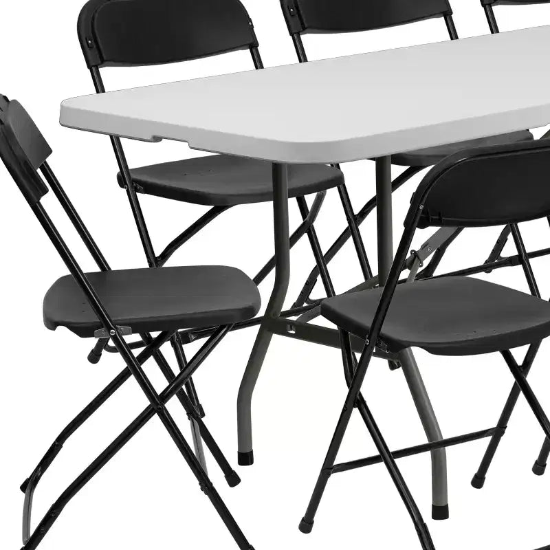 Ensemble de 8 tables pliantes Emma and Oliver en plastique blanc avec 10 chaises pliantes