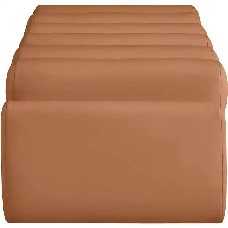 Meridian Furniture, Banc Rumble en cuir végétalien