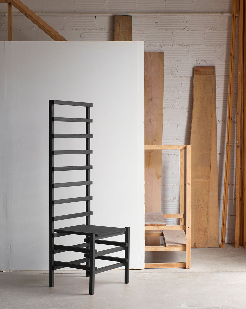 Black-Stained Beech Ladder-Back Contemporary Accent Chair