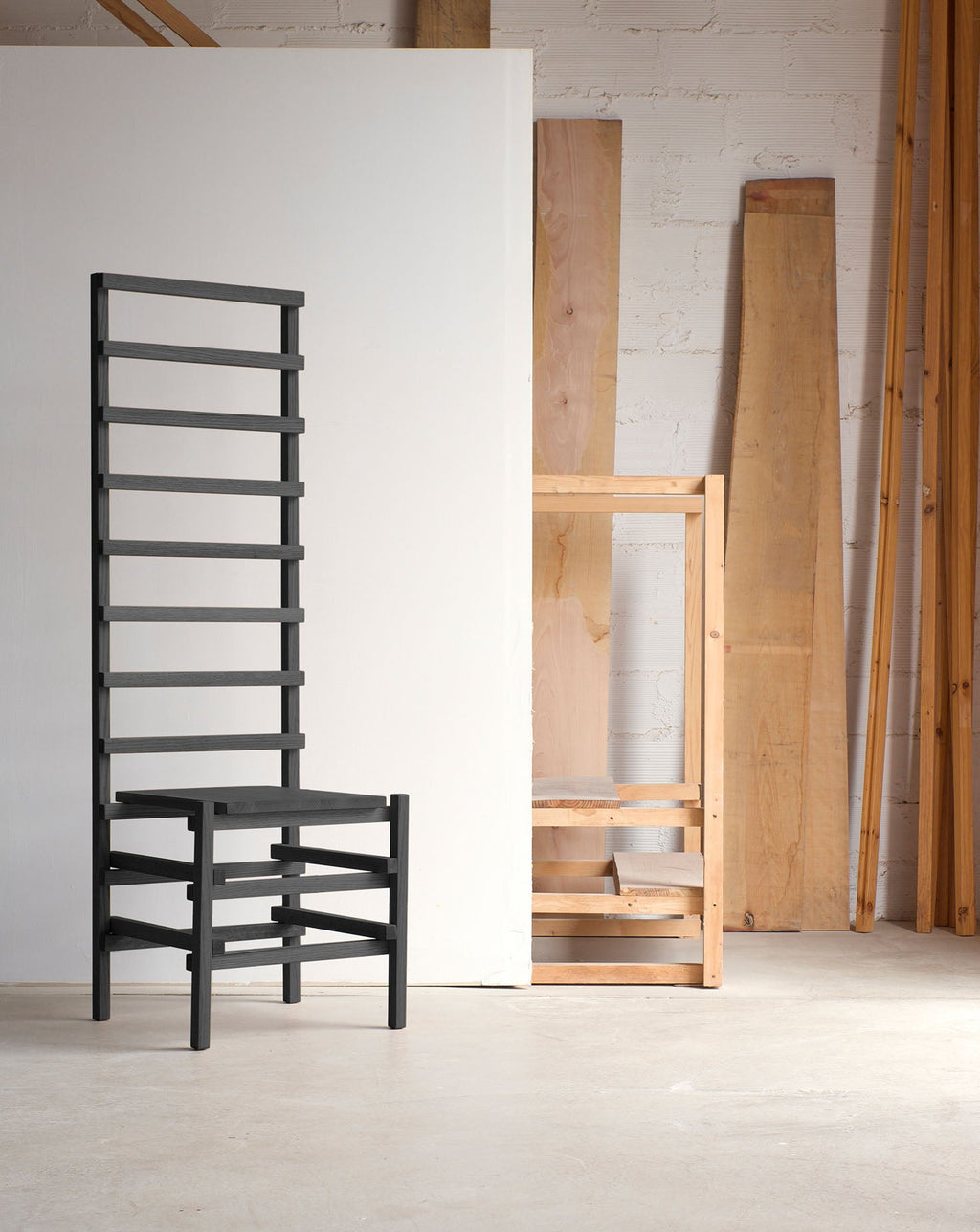 Black-Stained Beech Ladder-Back Contemporary Accent Chair