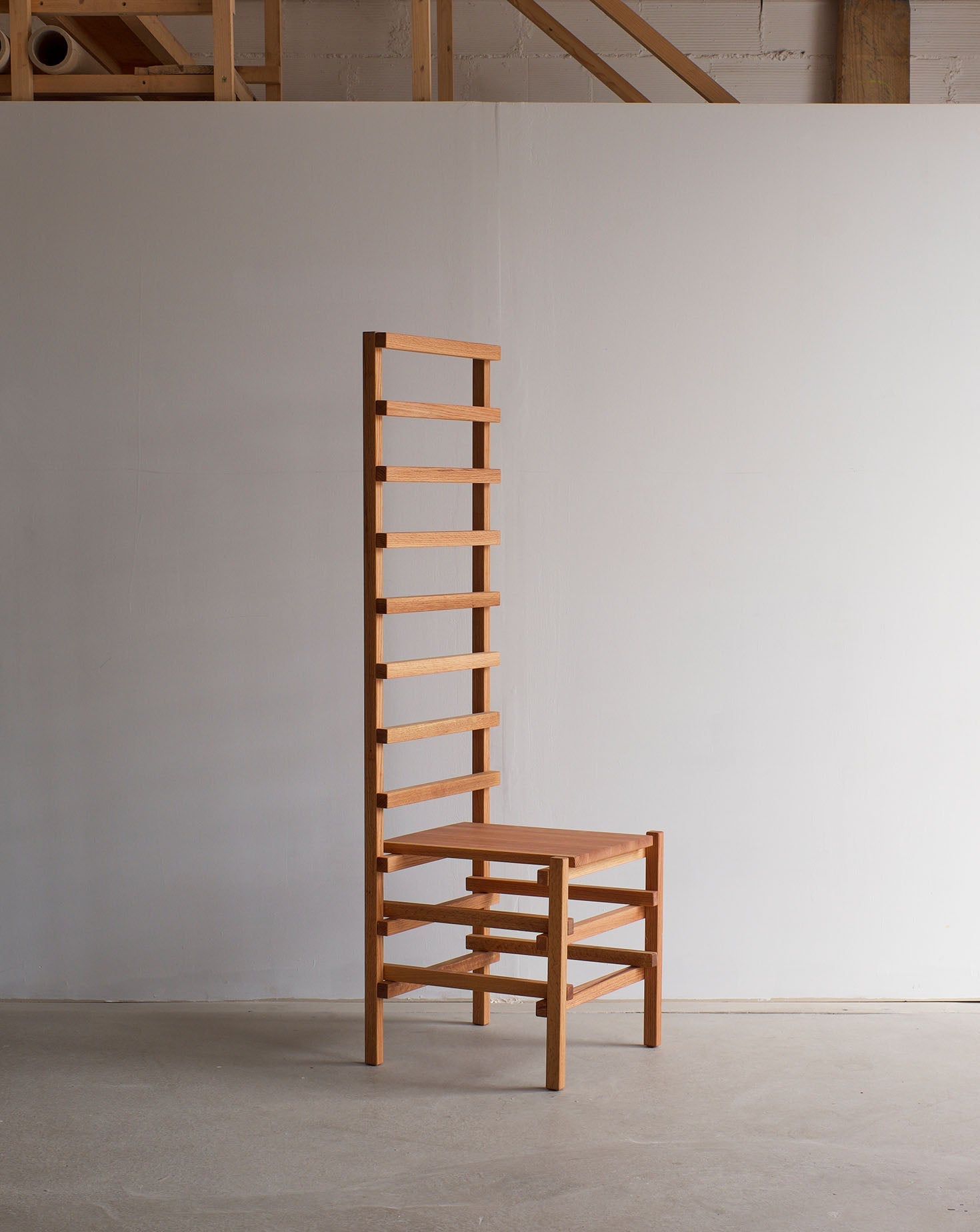 Solid Oak Natural Lacquer Ladder-Back Accent Chair