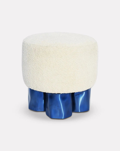 4 White Pouf