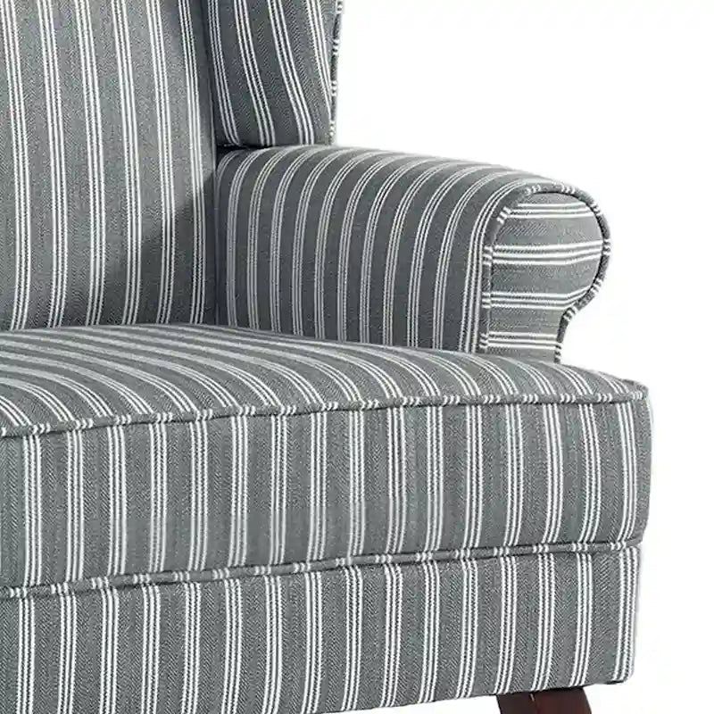 2 fauteuils d'appoint à dossier haut traditionnels, revêtus de tissu